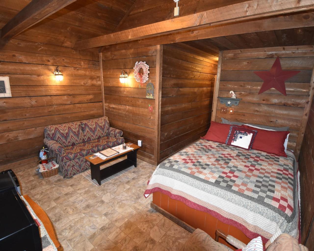 Apple Bin Inn Willow Street Екстериор снимка